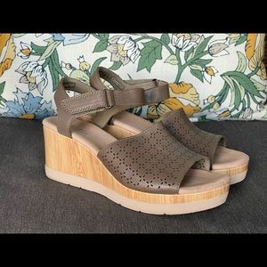 Clarks wedges